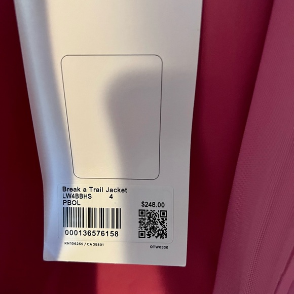 Lululemon Break A Trail Jacket - Picture 5 of 6